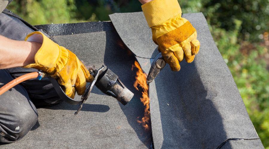 Professional flood damage restoration services in Meno, OK